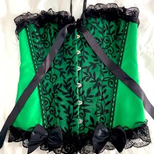 Beautiful corset with satin bow detailing and ties